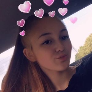 Meet your Posher, Marissa